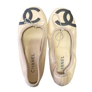 Chanel Lamb Leather Ballerina Flats